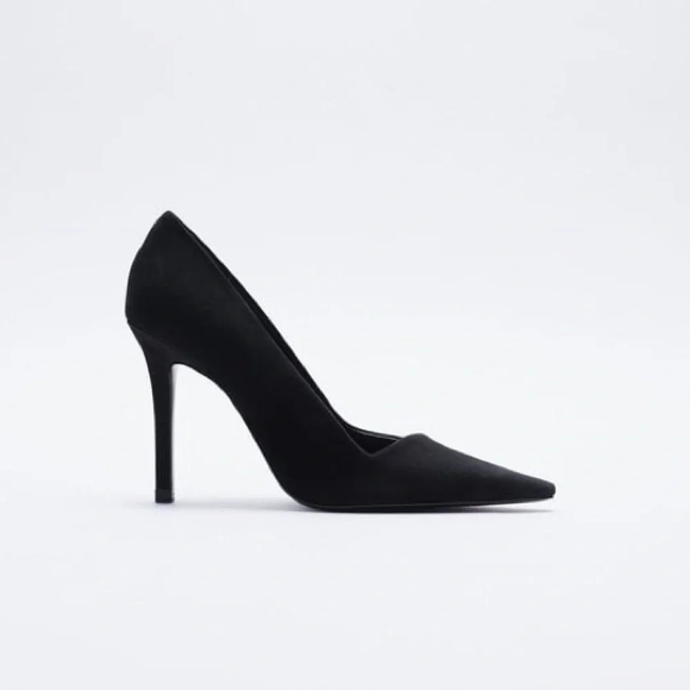 NWT. Zara Black Suede Leather High-Heel Shoes. Size 9.